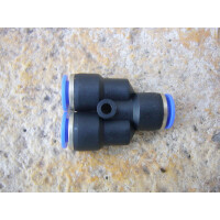 Y-Verteiler 6mm auf 2x 4mm