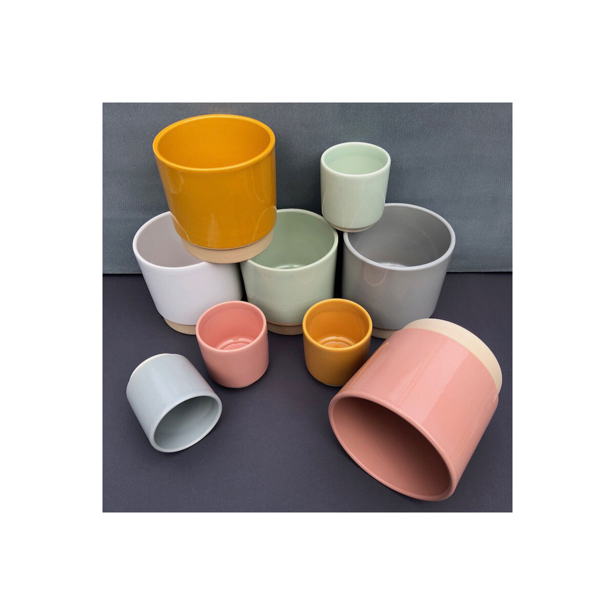 Eno Pot in different colors white 10cm box