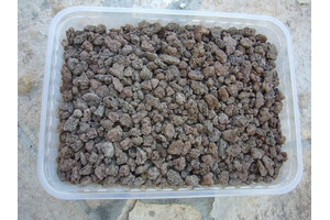 1 liter of lava granules
